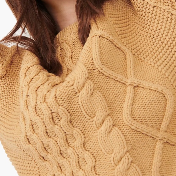 Womens Free People Dream Cable Crewneck Sweater sz S camel / tan - Picture 4 of 9